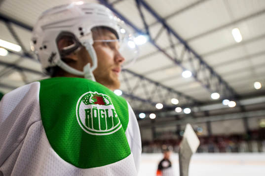 Rögles klubbmärke på en tröja