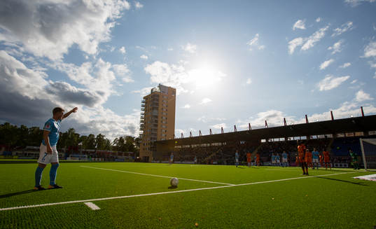 Malmö FFs Anders Christiansen förbereder