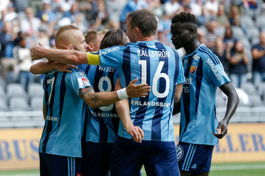 Djurgårdens Magnus Eriksson gjorde 1-0-målet på straff