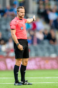 Domare Kristoffer Karlsson