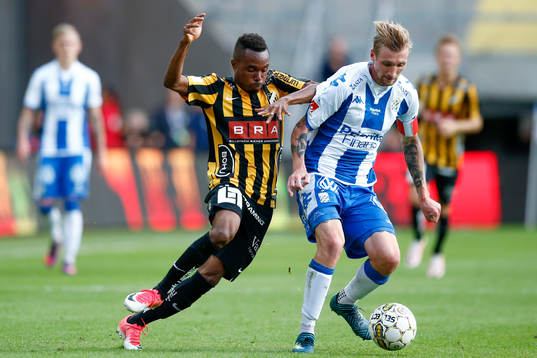 Häckens Nasiru Mohammed och IFK Göteborgs Sebastian