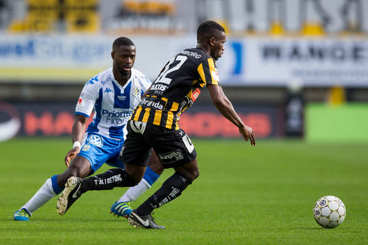 Häckens Mohammed Abubakari mot IFK Göteborgs Vajebah Sakor