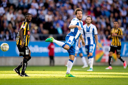 Häckens Mohammed Abubakari och IFK Göteborgs Tobias Hysén