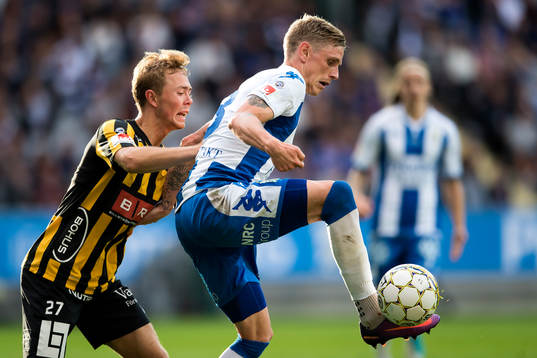 Häckens Joel Andersson och IFK Göteborgs Sören Rieks