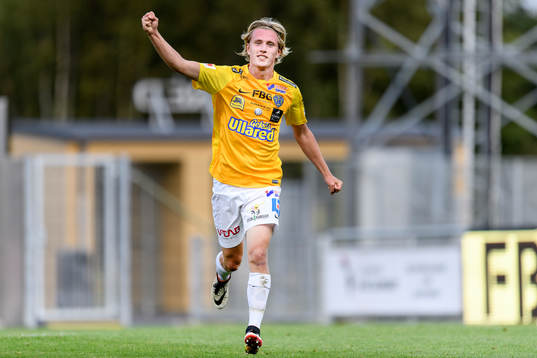 Falkenbergs Viktor Götesson jublar