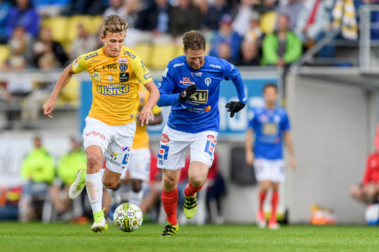 Falkenbergs John Björkengren jagas av Åtvidabergs Björn