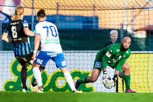 Sirius målvakt Joshua Wicks