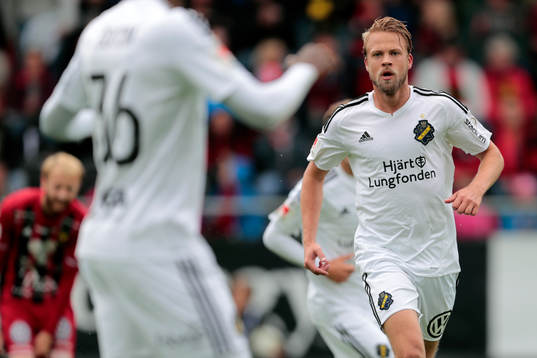 Bläddra bland fler bilder av Fotboll, Allsvenskan, Östersund - AIK