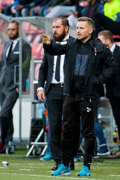 Örebros assisterande tränare Axel Kjäll och tränare