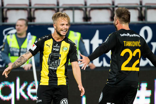 Hammarbys Sander Svendsen jublar