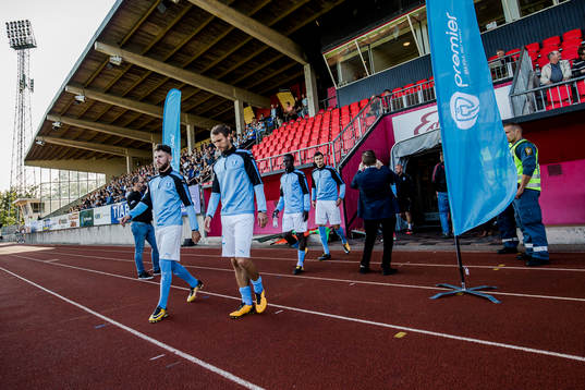 Malmö FFs spelare gör entre
