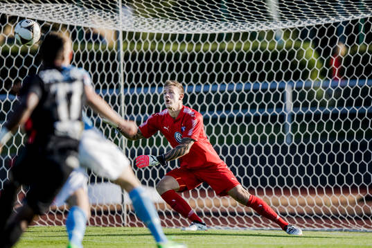 Trollhättans Charles Ikenna Kean gör 1-0 på Malmö FFs