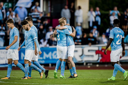 Malmö FFs Jo Inge Berget har gjort 1-3 på straff och