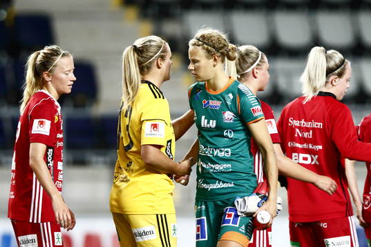 Piteås Hilda Carlén och Linköpings Cajsa Andersson
