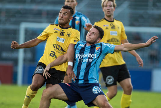 Bläddra bland fler bilder av Fotboll, Svenska Cupen, Gamla Upsala  - Djurgården 