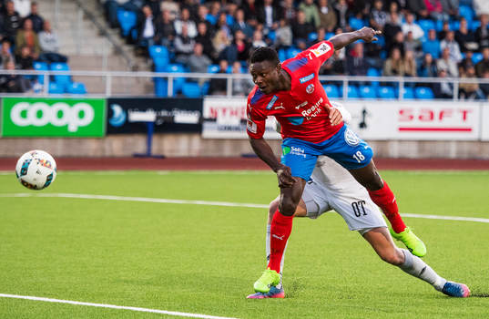 Helsingborgs Oke Akpoveta och Oskarshamns Eric Persson