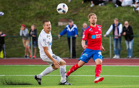 Helsingborgs Martin Christensen gör 0-2 målet och
