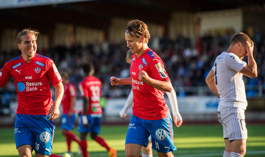 Helsingborgs Alex Timossi Andersson och Charlie Weberg