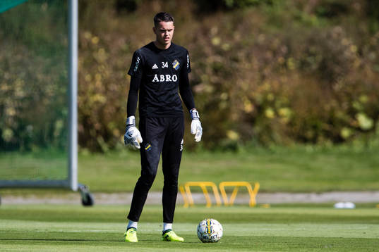 s målvakt Oscar Linnér
