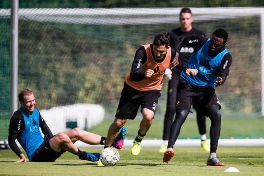 s Per Karlsson, Stefan Ishizaki och Chinedu Ogbuke Obasi