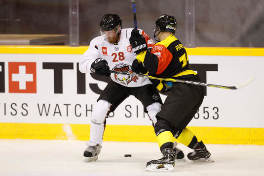 Jens Olsson, Malmö Redhawks and 	Topi Piipponen, KalPa