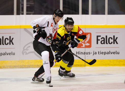 Fredrik Händemark, Malmö Redhawks and Alex Lavoie, KalPa