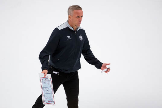 Zürichs tränare Hans Wallson missnöjd med domarna