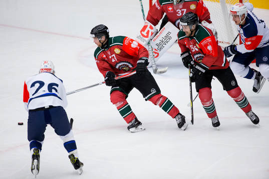 Frölundas Pontus Westerholm och Jonathan Sigalet