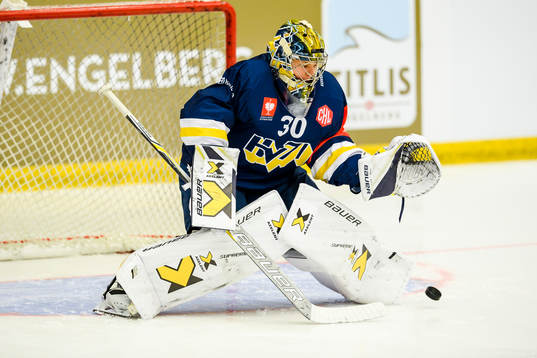 Linus Söderström goaltender of HV71
