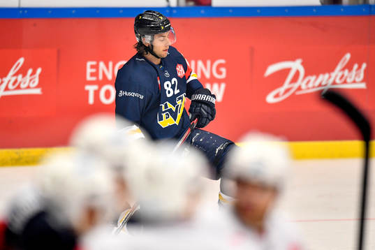 Kevin Stenlund of HV71 looks dejected