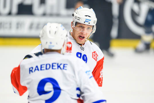 David Wolf of Adler Mannheim celebrates