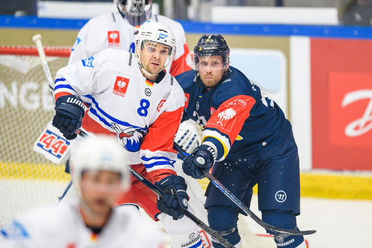 Carlo Colaiacovo of Adler Mannheim and Mattias Tedenby of