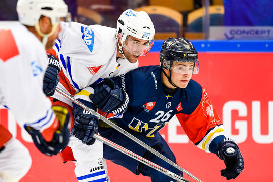 Christoph Ullmann of Adler Mannheim and Erik Brännström