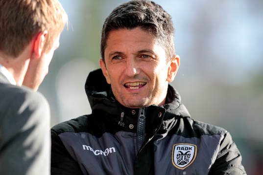 s tränare Razvan Lucescu