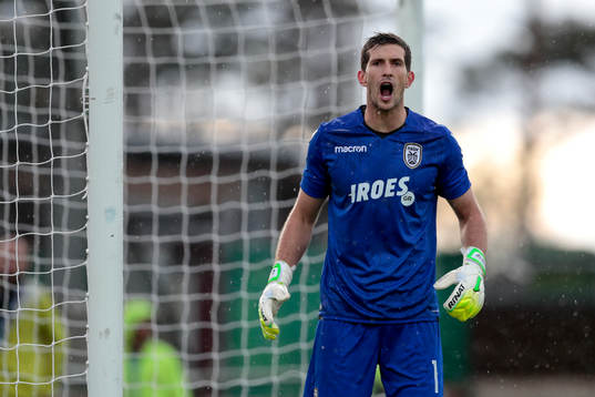 s målvakt Rodrigo Rey