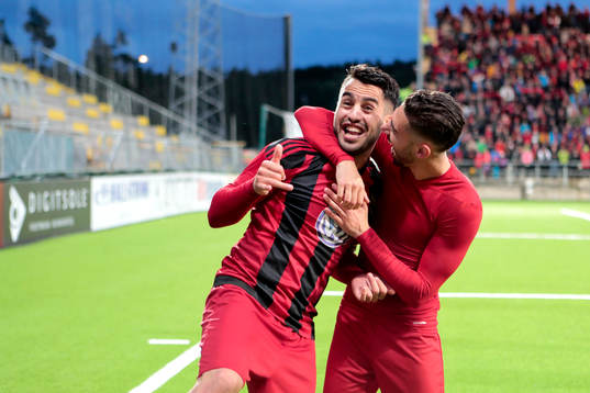 Östersunds spelare jublar