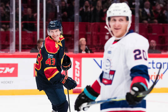 Djurgårdens Tom Nilsson jublar bakom All Stars Stockholms
