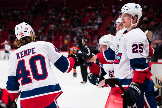 All Stars Stockholms Mario Kempe jublar