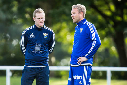 Wormos tränare Jonas Lindh och Johnny Lundberg