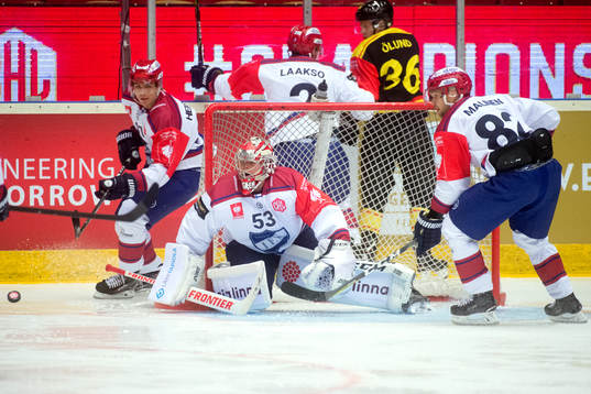 Goalkeeper Atte Engren of Helsinki