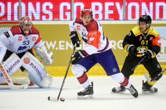 Goalkeeper Atte Engren and Elias Ulander of Helsinki and