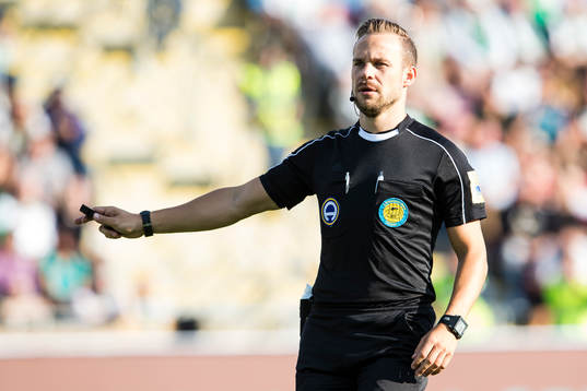 Domare Kristoffer Karlsson