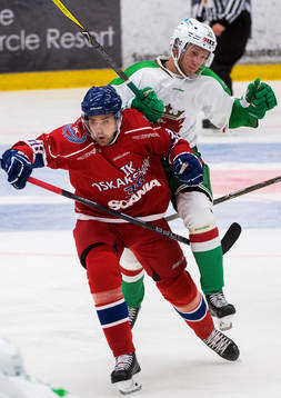 Oskarshamns Joakim Hagelin  och Rögles Alexander Younan