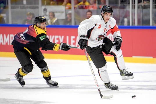 Malmö Redhawks Lukas Haudum och Stavanger Oilers Markus