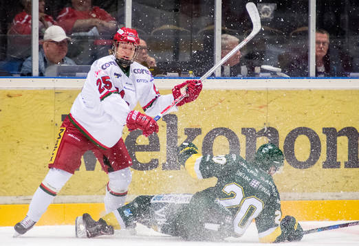Modos Lukas Wernblom och Björklövens Mattias Granlund