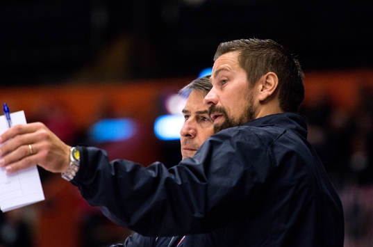 Modos tränare Hans Särkijärvi och Pär Styf