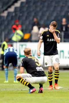 s Per Karlsson och Haukur Heidar Hauksson deppar