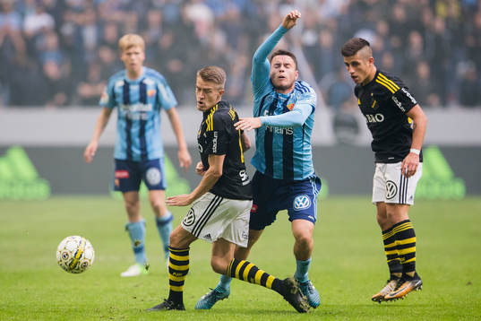 s Rasmus Lindkvist och Nicolas Marcelo Stefanelli