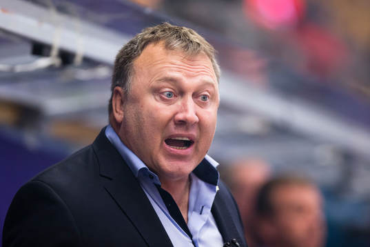 Esbjerg head coach Mark Pederson