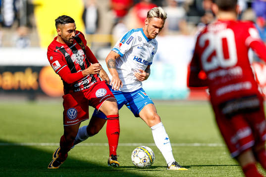 Östersunds Saman Ghoddos och Norrköpings Linus Wahlqvist